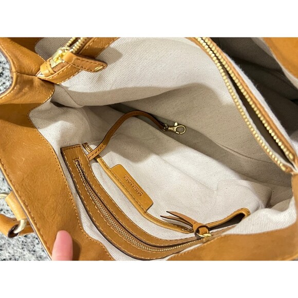 MICHAEL KORS CARAMEL TAN LEATHER SATCHEL HANDBAG. - Picture 8 of 12